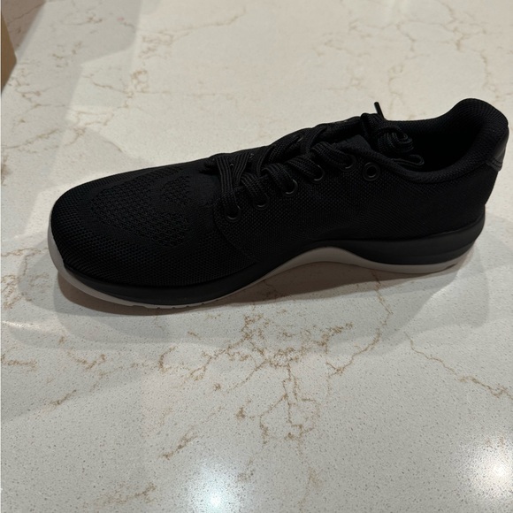 GoRuck Ballistic Trainer - New in Box. Size 6.5m/8.5w. Black/Glacier Grey - Picture 3 of 7